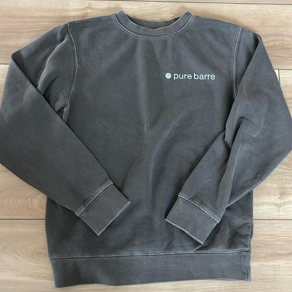 Pure Barre || Oversized Sweatshirt - XS